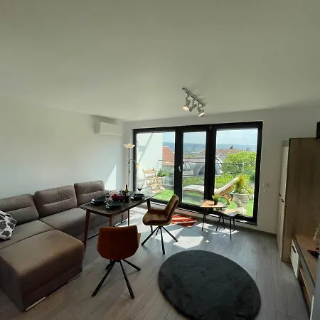 Panoramic In With Underground Parking Appartement *